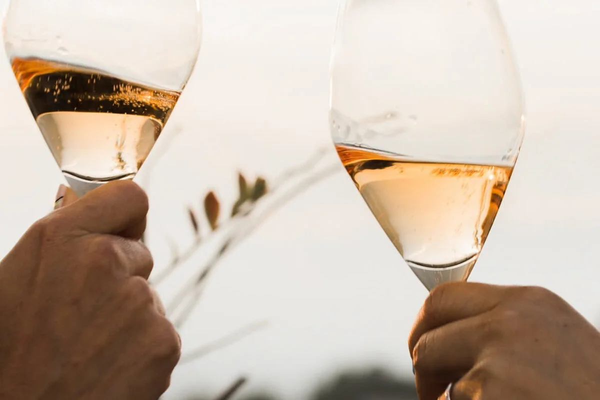 Brindis al atardecer